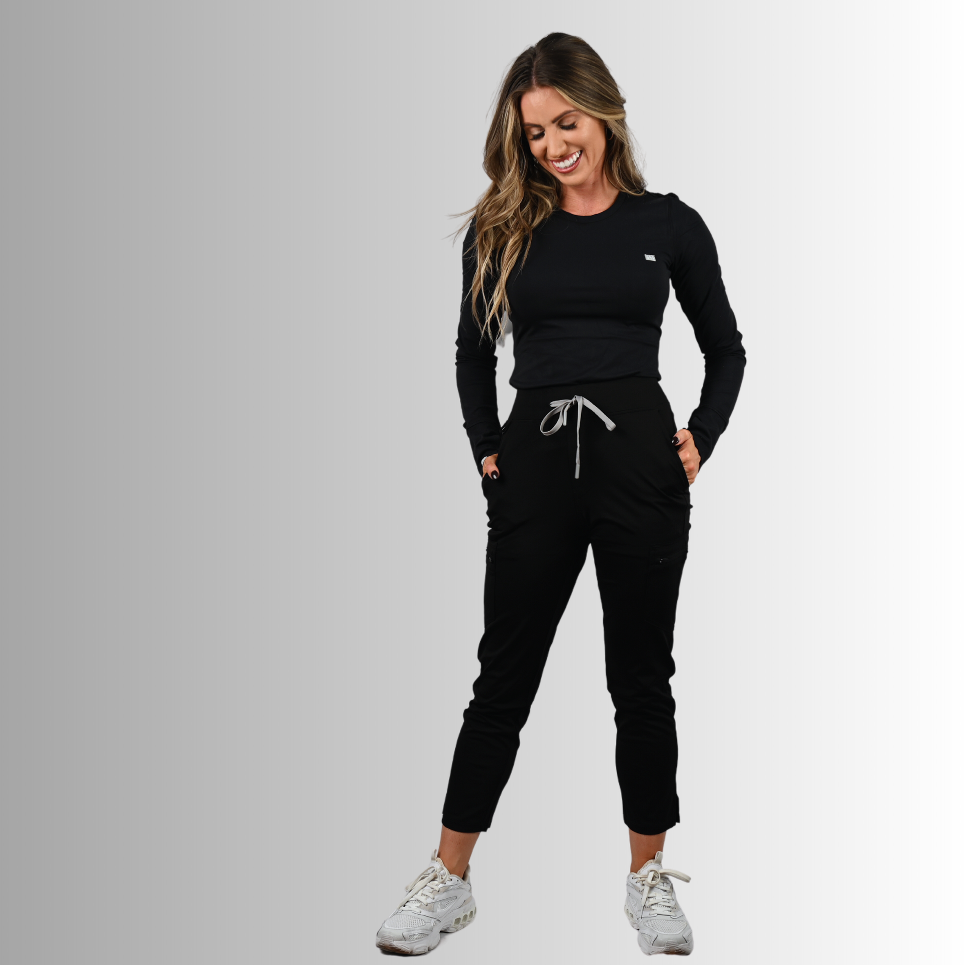 パンツ SPORTMAX Women Straight Pants 2512131072003 Black 0400021825004?wid=900